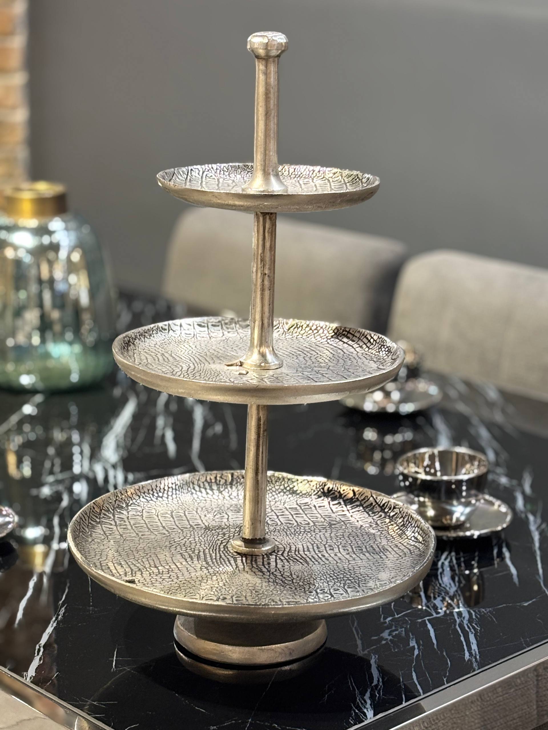 شیرینی-خوری-ماهگون